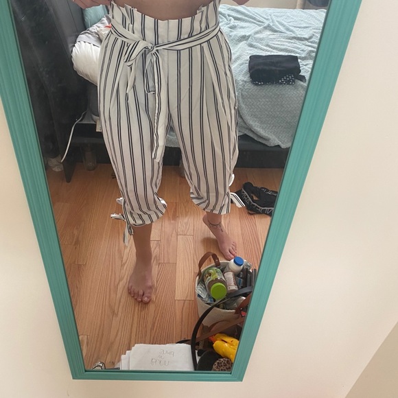 Paperbag Pants - Picture 4 of 7